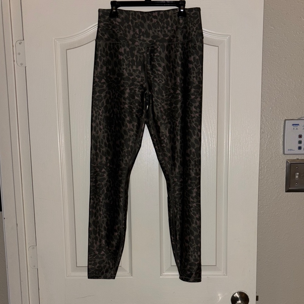 Good American Leopard Print Leggings, Size 3